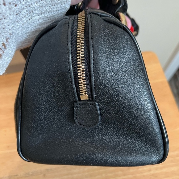 TRADED - MCM Black and Mini Boston Handbag with Structured Design - Picture 4 of 14